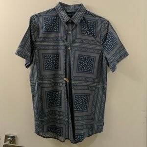 Blue short sleeve button down with design